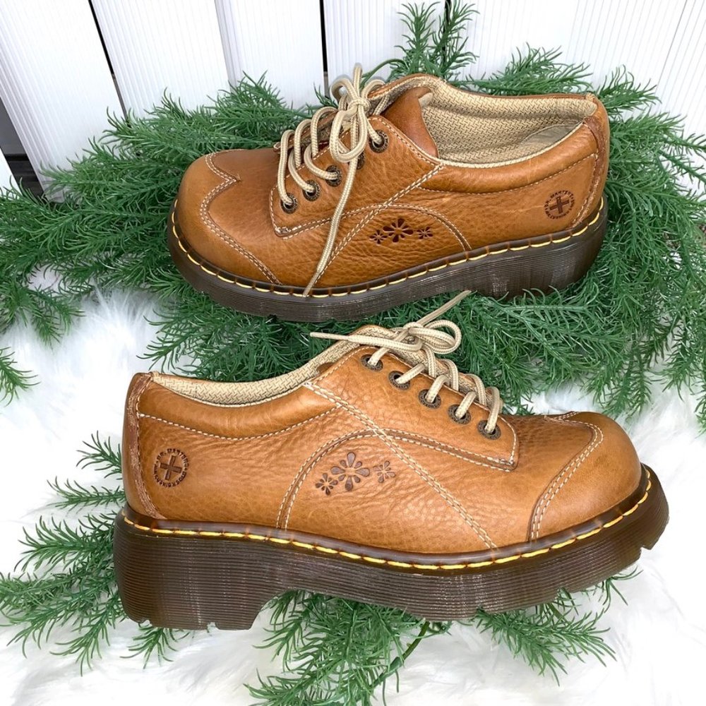 🚫SOLD!NWOB |•DR. MARTENS•| Vintage Oxford Lace U… - Picture 2 of 15